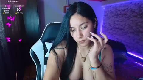 Snapshot of camila_iroose chatting on 07-05-26, 09:55 Camila Roose online show from 07-05-26, 09:55