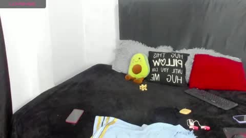 Snapshot of camila_valenciia_ chatting on 07-08-26, 12:26 Camila online show from 07-08-26, 12:26