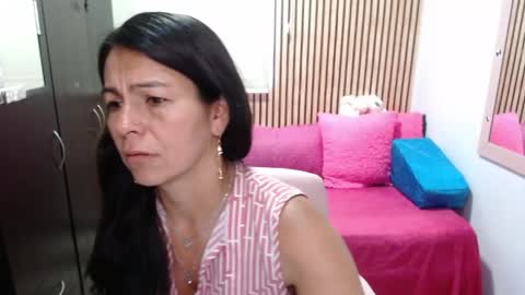 Camila Vargas online show from 04-16-26, 09:50