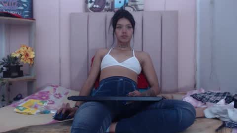 camila_williiamsres online show from 05-07-26, 11:43