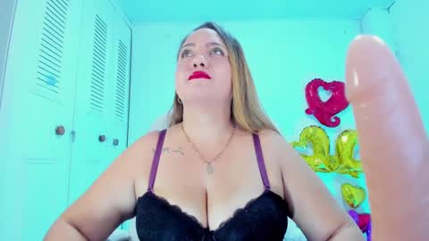 camilaa foxxx online show from 02-16-25, 06:10