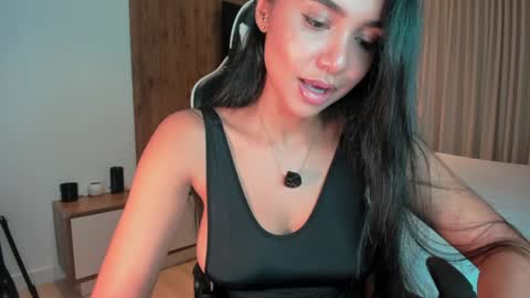 Snapshot of camilagomezz chatting on 02-10-26, 11:09 Camila online show from 02-10-26, 11:09