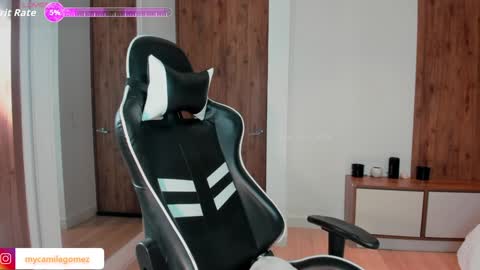 Snapshot of camilagomezz chatting on 02-11-26, 02:00 Camila online show from 02-11-26, 02:00