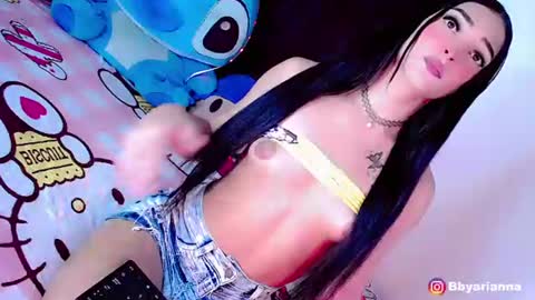 Snapshot of camilajhoones chatting on 06-20-26, 06:16 camilajhoones online show from 06-20-26, 06:16