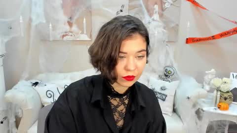 Camila online show from 10-28-25, 09:02