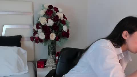 Camila online show from 12-27-24, 07:24