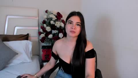 Camila online show from 03-10-25, 07:29