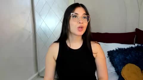 Camila online show from 09-10-25, 08:31