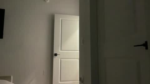 Snapshot of camiliakxoxo chatting on 01-22-25, 03:31 camiliakxoxo online show from 01-22-25, 03:31