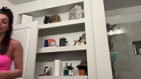 Snapshot of camiliakxoxo chatting on 02-10-25, 12:50 camiliakxoxo online show from 02-10-25, 12:50