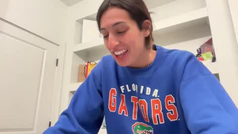 Snapshot of camiliakxoxo chatting on 02-24-25, 03:55 camiliakxoxo online show from 02-24-25, 03:55