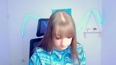 Camilla online show from 04-27-26, 11:19