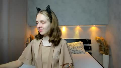 Snapshot of camilla_kelly chatting on 09-10-25, 12:21 Camilla online show from 09-10-25, 12:21