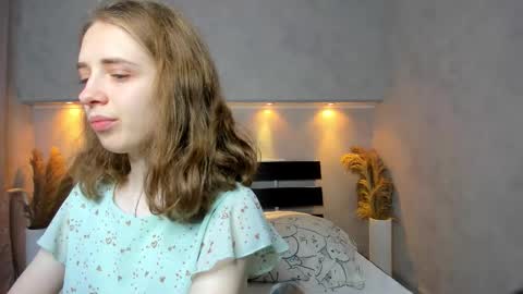 Snapshot of camilla_kelly chatting on 09-25-25, 12:36 Camilla online show from 09-25-25, 12:36