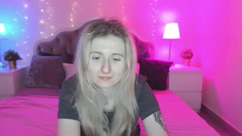 camilladreamer online show from 01-14-26, 07:41