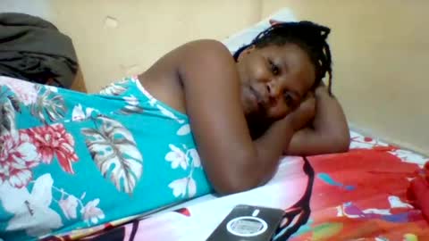 Snapshot of camillah_sweet chatting on 06-27-26, 10:42 camillah_sweet online show from 06-27-26, 10:42