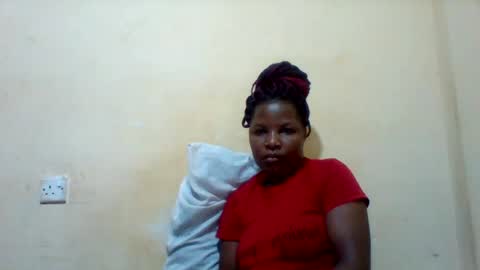 Snapshot of camillah_sweet chatting on 07-15-26, 01:55 camillah_sweet online show from 07-15-26, 01:55