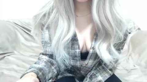 CamilleBunny online show from 01-17-26, 03:22