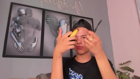 Camillo Virgil online show from 11-19-25, 11:21