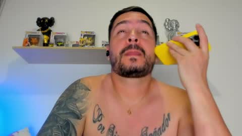 Snapshot of camilo_restrepo21 chatting on 05-07-26, 02:17 camilo_restrepo21 online show from 05-07-26, 02:17