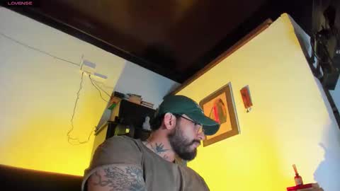 Camilo online show from 12-14-25, 10:42