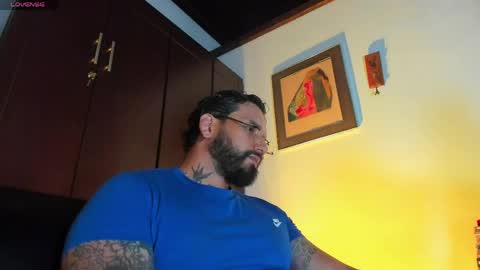 Snapshot of camilomayer chatting on 05-05-26, 02:36 Camilo online show from 05-05-26, 02:36