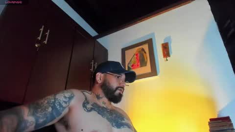 Snapshot of camilomayer chatting on 05-09-26, 03:28 Camilo online show from 05-09-26, 03:28