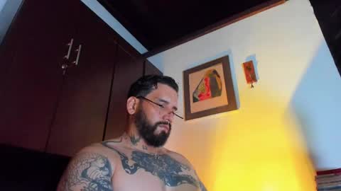 Snapshot of camilomayer chatting on 05-14-26, 03:19 Camilo online show from 05-14-26, 03:19