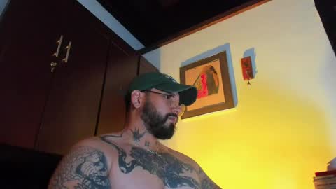 Snapshot of camilomayer chatting on 05-15-26, 04:58 Camilo online show from 05-15-26, 04:58