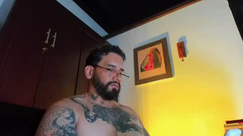 Snapshot of camilomayer chatting on 05-26-26, 03:30 Camilo online show from 05-26-26, 03:30