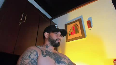 Snapshot of camilomayer chatting on 05-31-26, 12:12 Camilo online show from 05-31-26, 12:12
