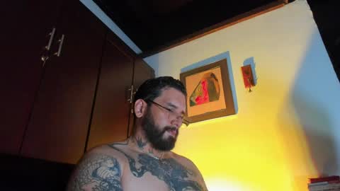 Snapshot of camilomayer chatting on 06-08-26, 02:06 Camilo online show from 06-08-26, 02:06