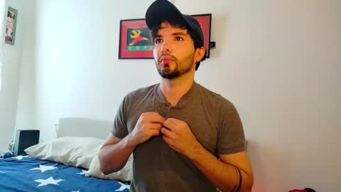 camilo online show from 12-14-25, 01:49