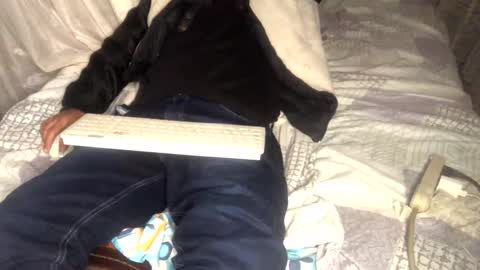 camivaron online show from 01-09-25, 07:52