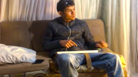 camivaron online show from 02-11-25, 10:48