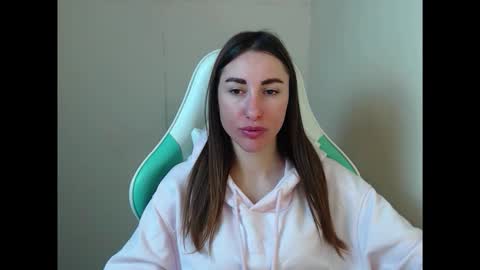 cammila horn online show from 03-09-26, 07:01