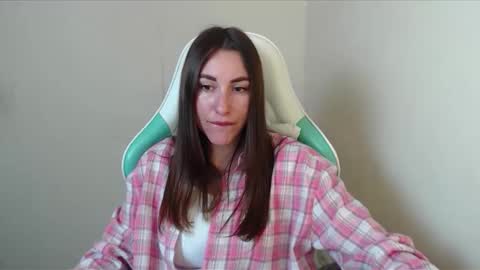 cammila horn online show from 05-11-26, 11:05