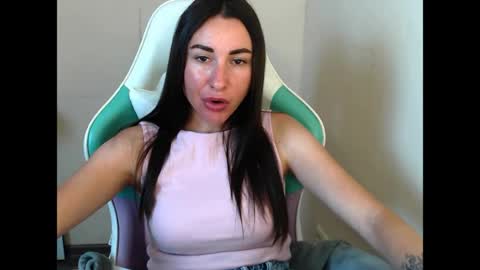 cammila horn online show from 06-26-26, 05:12