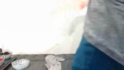 Cam online show from 10-06-25, 08:12