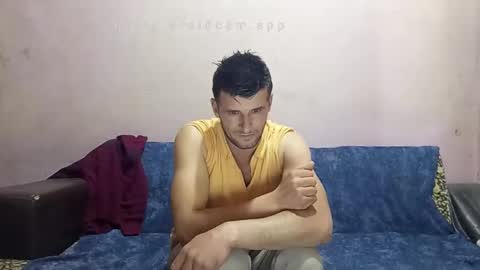 Snapshot of camshow22cm chatting on 10-18-25, 08:37 FREMAN online show from 10-18-25, 08:37