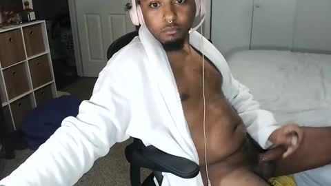 moodyblackhottie online show from 06-04-26, 06:08