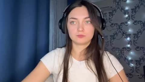 Kate online show from 12-05-25, 01:20