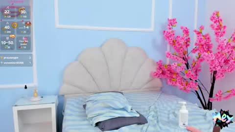 Snapshot of candaceowens chatting on 02-16-25, 06:43 candaceowens online show from 02-16-25, 06:43