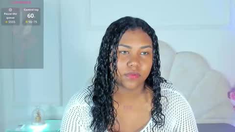 Snapshot of candaceowens chatting on 10-11-25, 03:50 candaceowens online show from 10-11-25, 03:50
