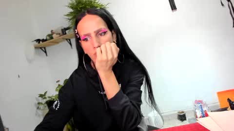 Snapshot of cande666 chatting on 12-09-24, 09:17 Candelaria online show from 12-09-24, 09:17