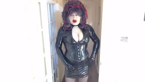 Snapshot of candi_smokes chatting on 04-30-26, 01:17 candi smokes online show from 04-30-26, 01:17