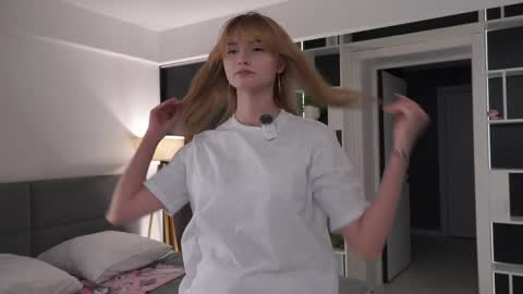 candicemedine online show from 05-18-26, 06:03