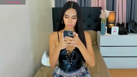 CandiceWilson online show from 01-12-25, 09:19