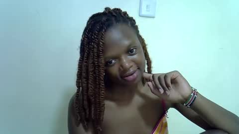 candiemaya online show from 04-17-26, 07:33