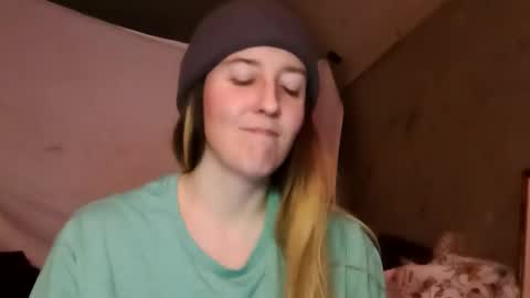 Candi online show from 11-20-25, 09:31